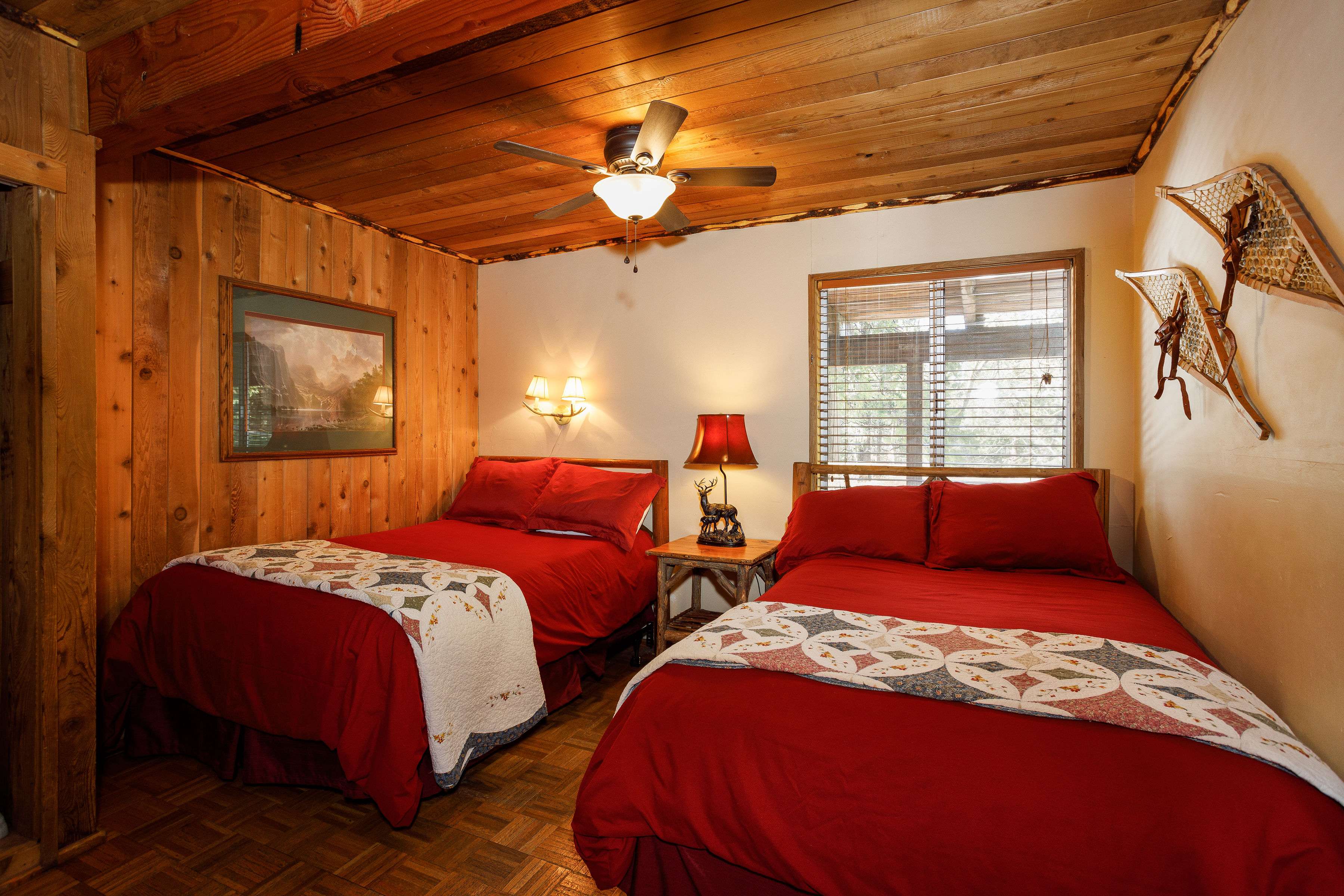 Arrowhead Pine Rose Cabins